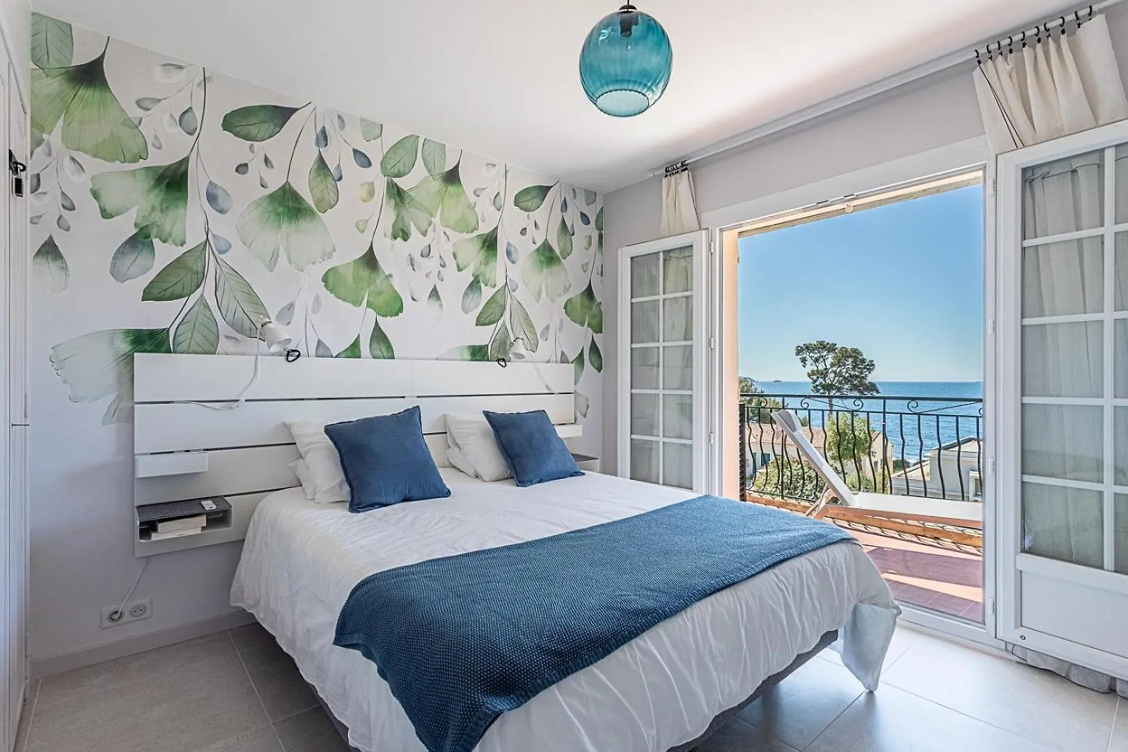 Beau Rivage - 7Min A Pied De La Plage Carqueiranne Apartment